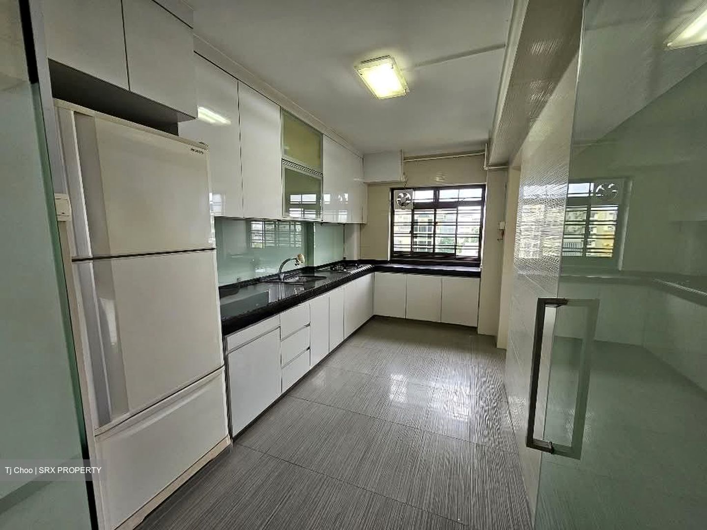 Blk 578 Hougang Avenue 4 (Hougang), HDB Executive #568190571
